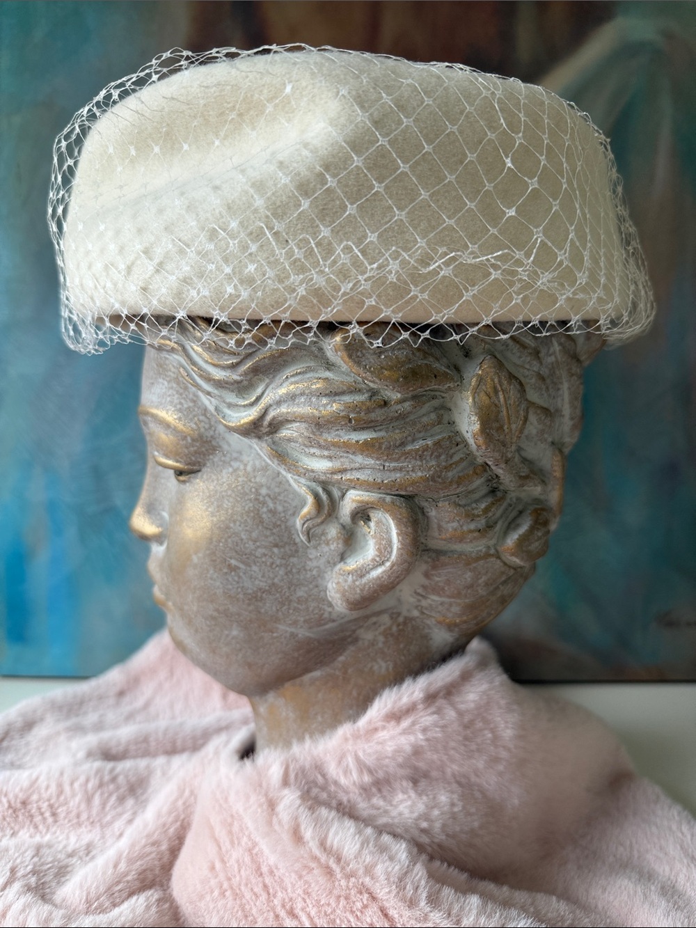 Vintage Wool Felt Ivory Pillbox Hat with Veil - Picture 2 of 10